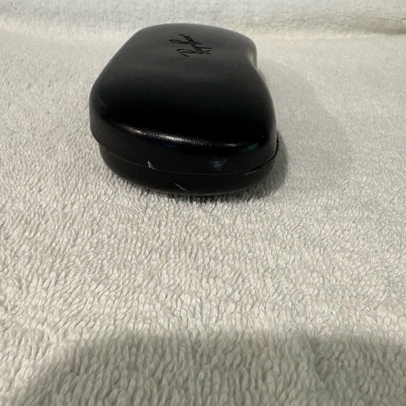 Authentic Ray-Ban Black Clamshell Sunglasses Case Unisex - Picture 5 of 10